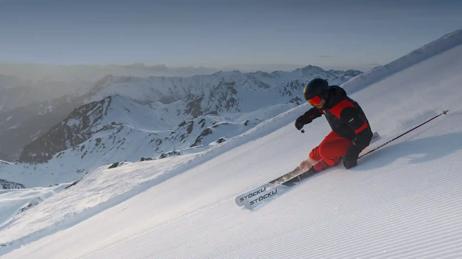 header-ski-carving-dark