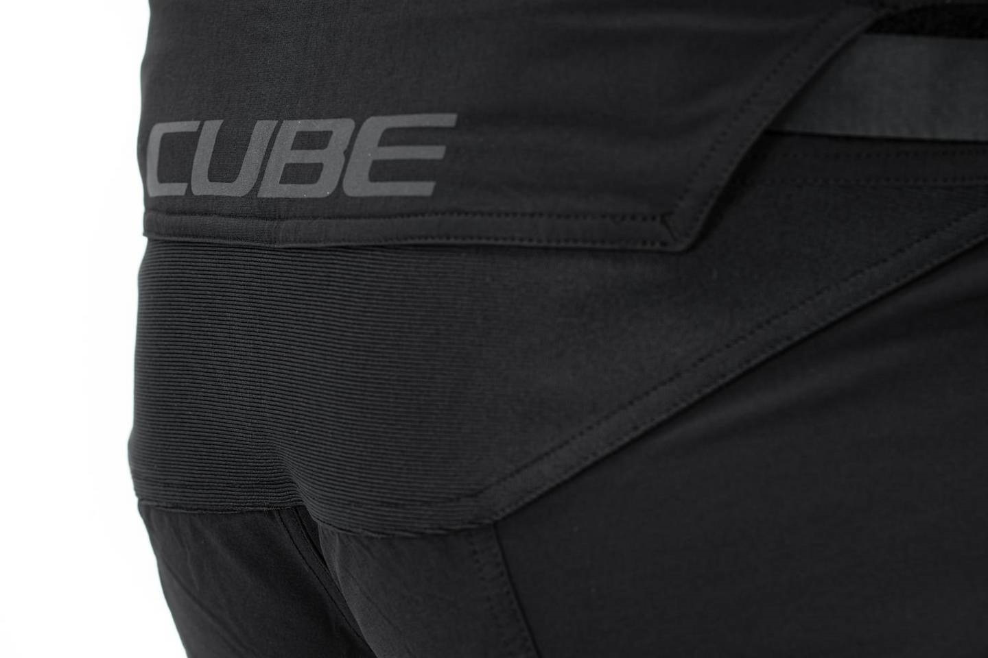 Cube EDGE Baggy Shorts X Actionteam 